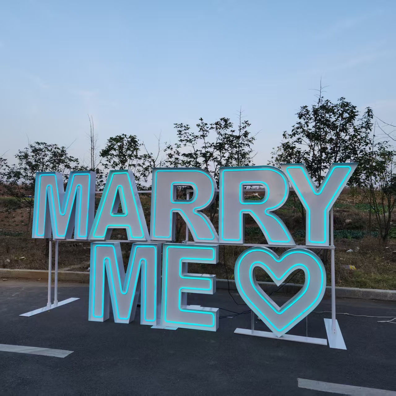 MARRY ME – metalowe, neonowe t – Event Party Supply Rental recenzja i cena