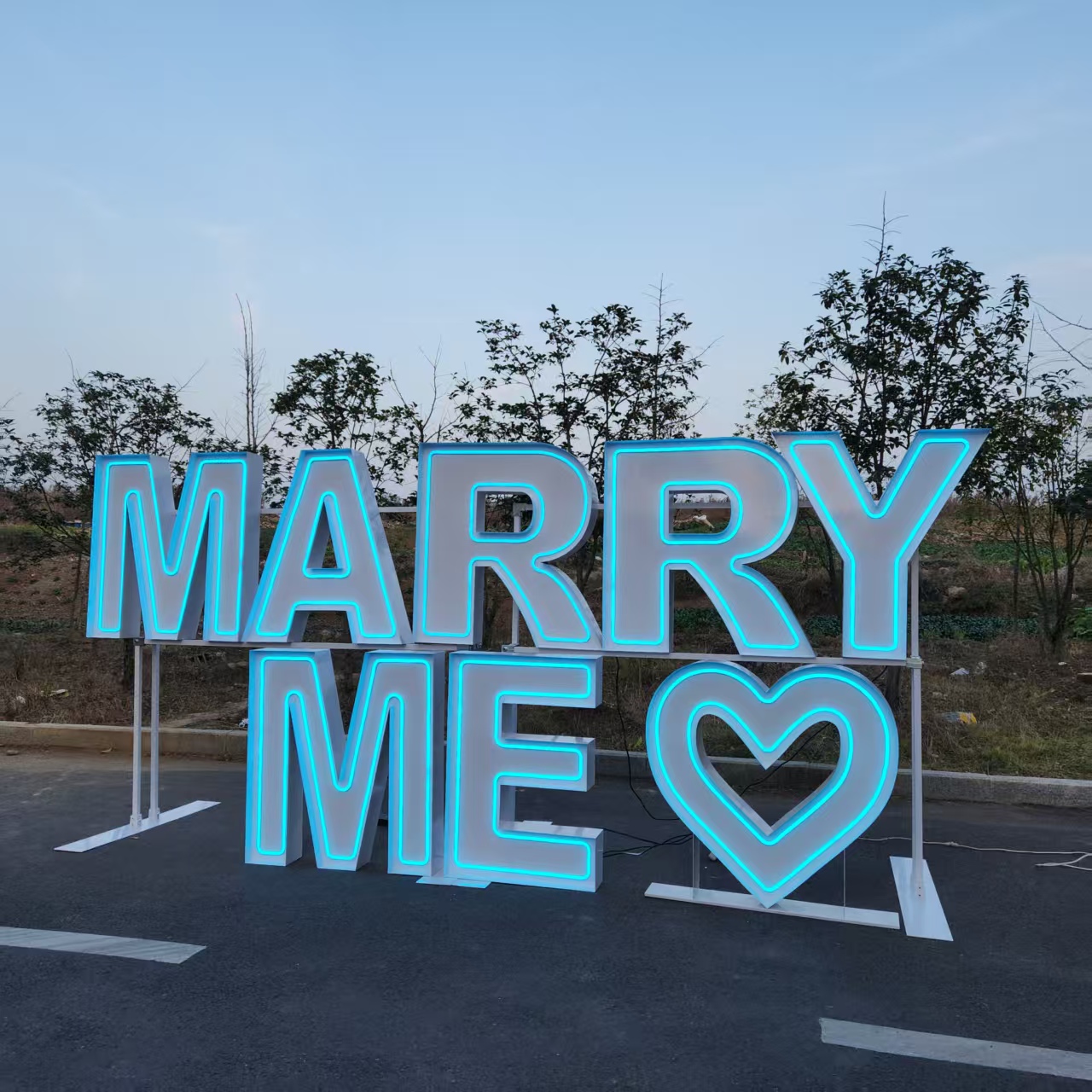 MARRY ME – metalowe, neonowe t – Event Party Supply Rental recenzja i cena